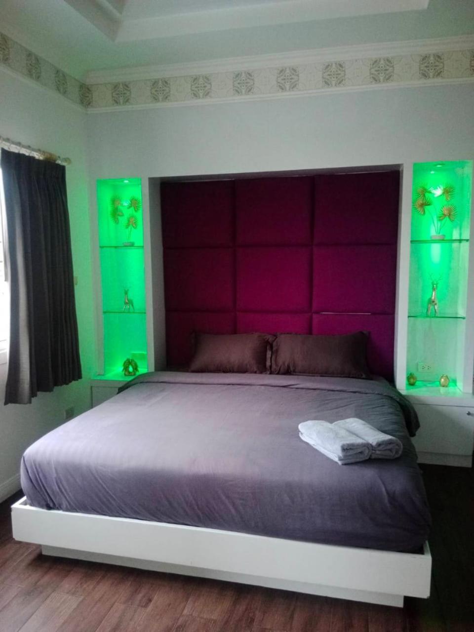 Titanic Residence-5 Minutes Walk To Walking Street 2*