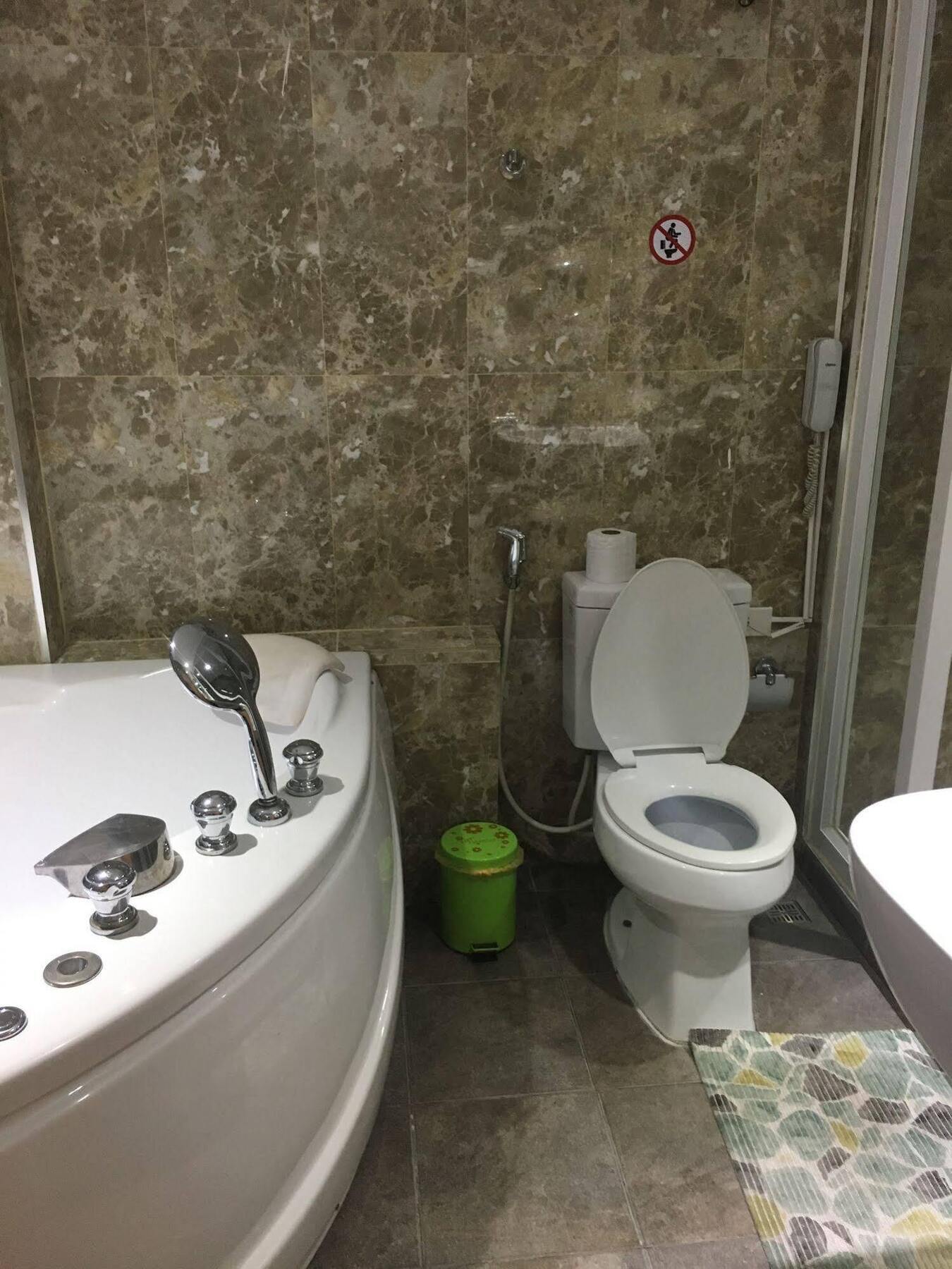 Hotel Titanic Residence-5 Minutes Walk To Walking Street 2*